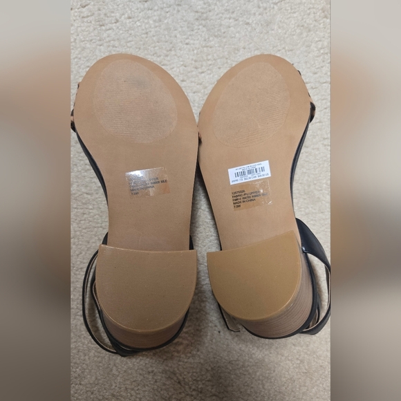 NWOB Torrid Leopard Print Heels 7.5 Wide - Picture 3 of 3